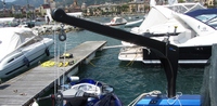Foldable davits in carbon fiber to lift dinghy and heavy jet ski